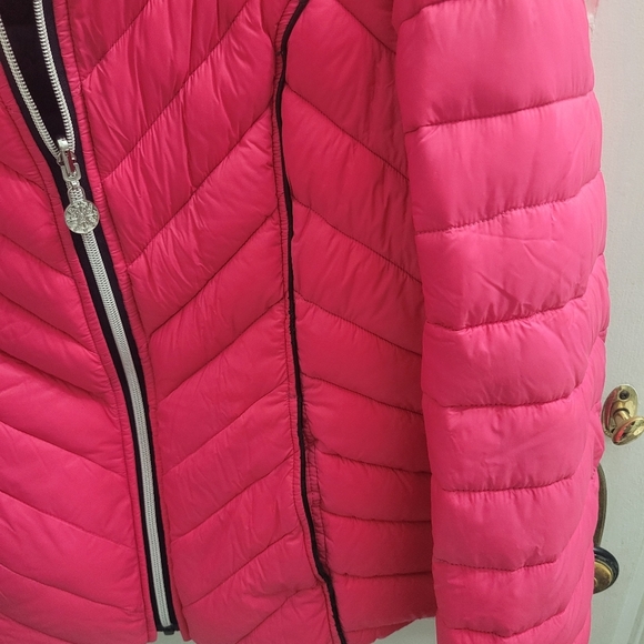 Nautica Womens Pink/ Blue Quilted Packable Puffer Jacket Reversible Size Medium - Picture 2 of 12